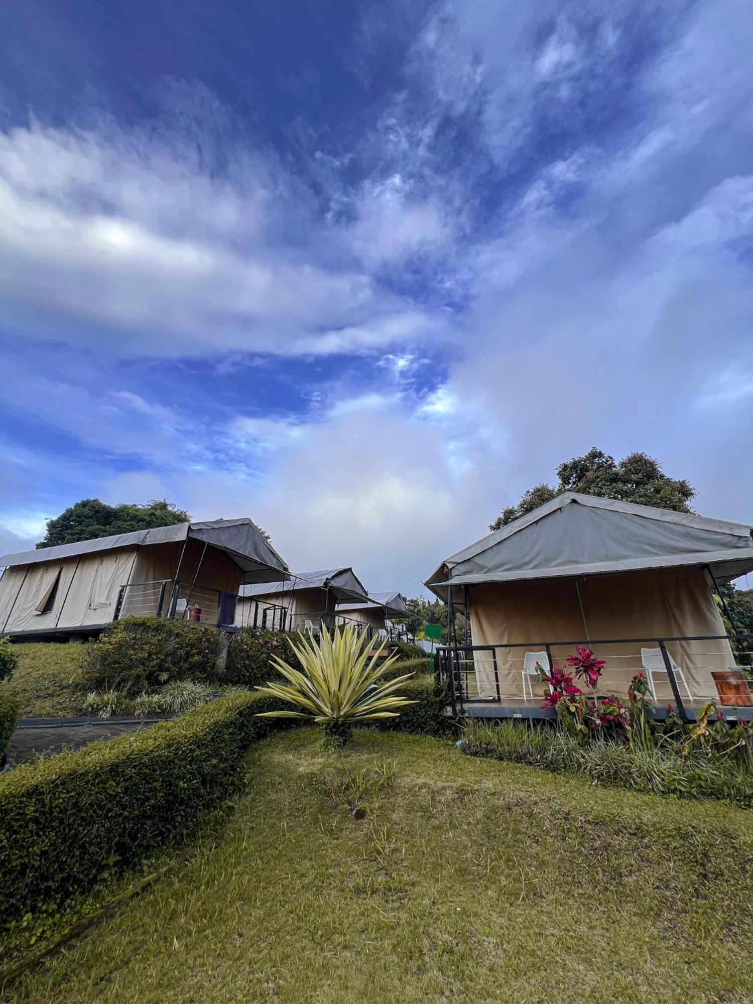 Trizara Resorts - Glam Camping Lembang Exterior foto