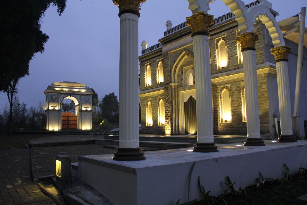 Trizara Resorts - Glam Camping Lembang Exterior foto